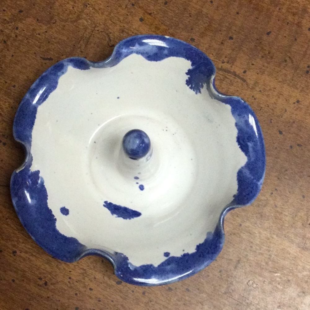 Pottery ring holder by Shelton’s Pottery